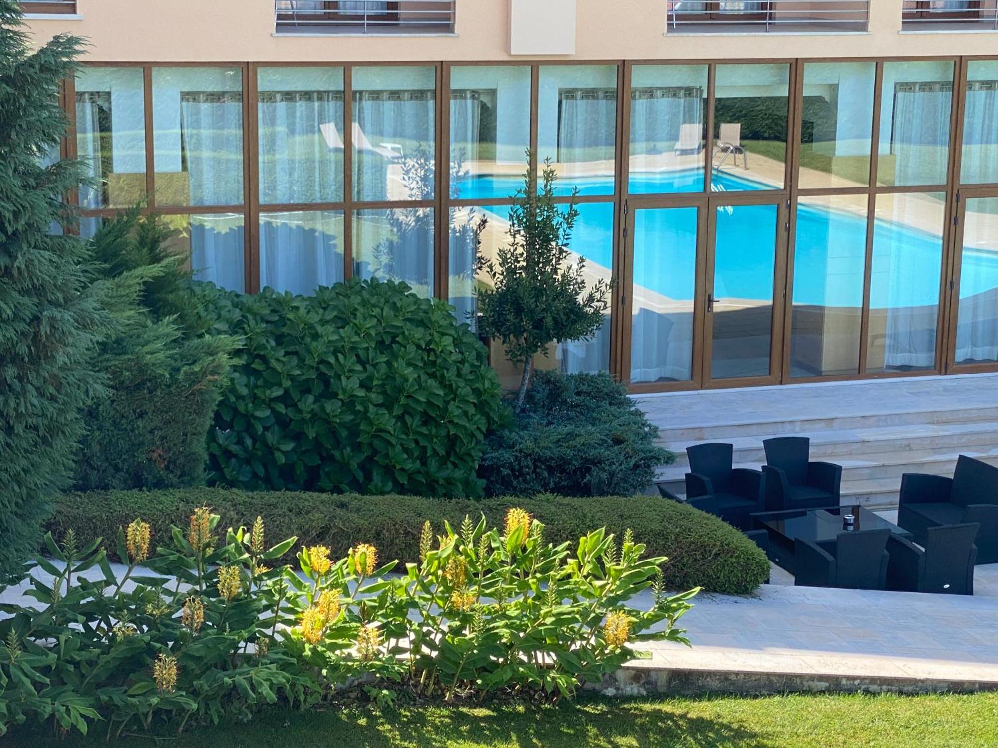 Hotel Sj Tondela Exteriör bild